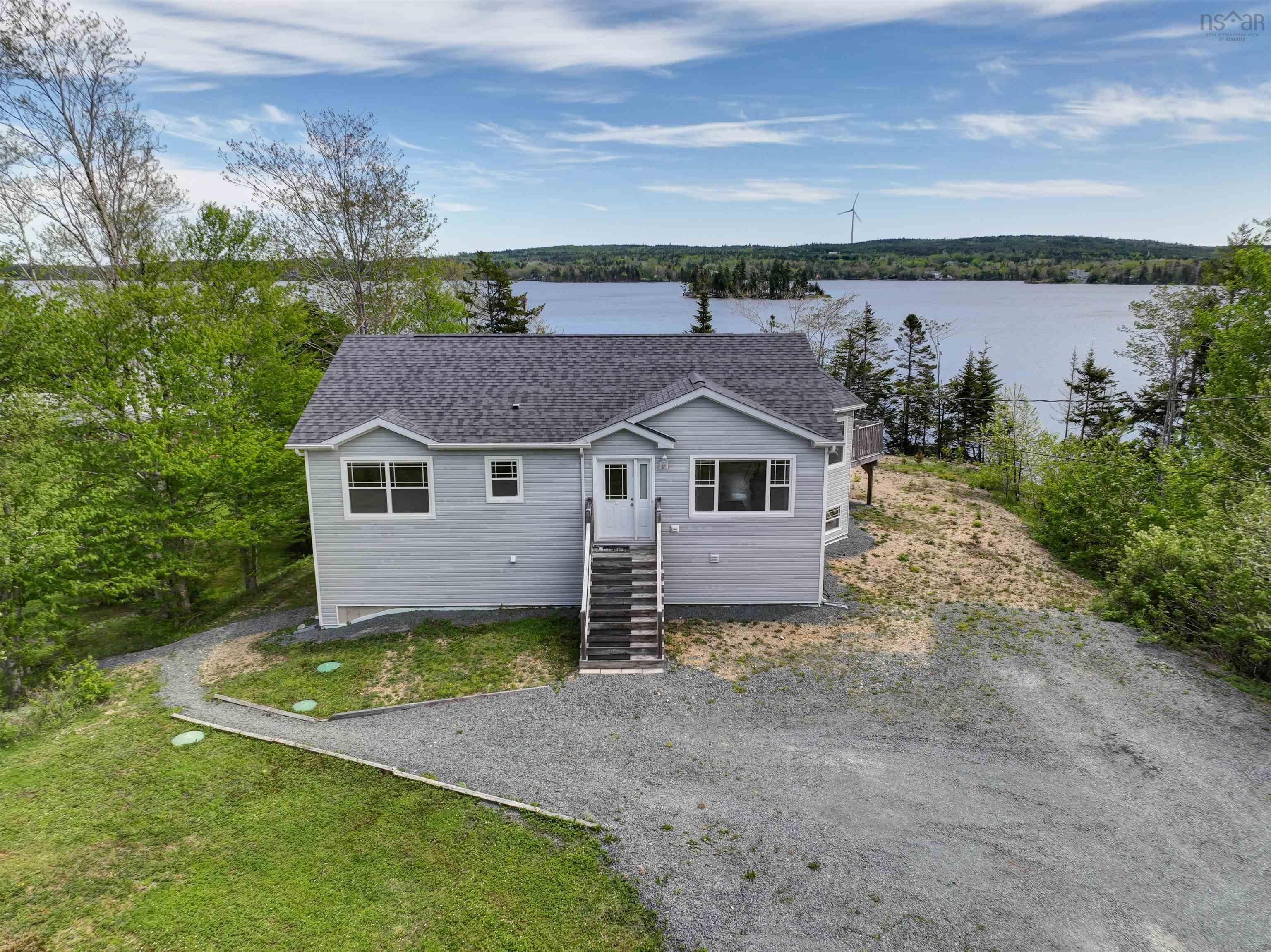 Main Photo: 562 Conrod Settlement Road in Conrod Settlement: 31-Lawrencetown, Lake Echo, Port Residential for sale (Halifax-Dartmouth)  : MLS®# 202212063