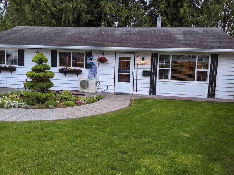 FEATURED LISTING: 32510 ORIOLE Crescent Abbotsford