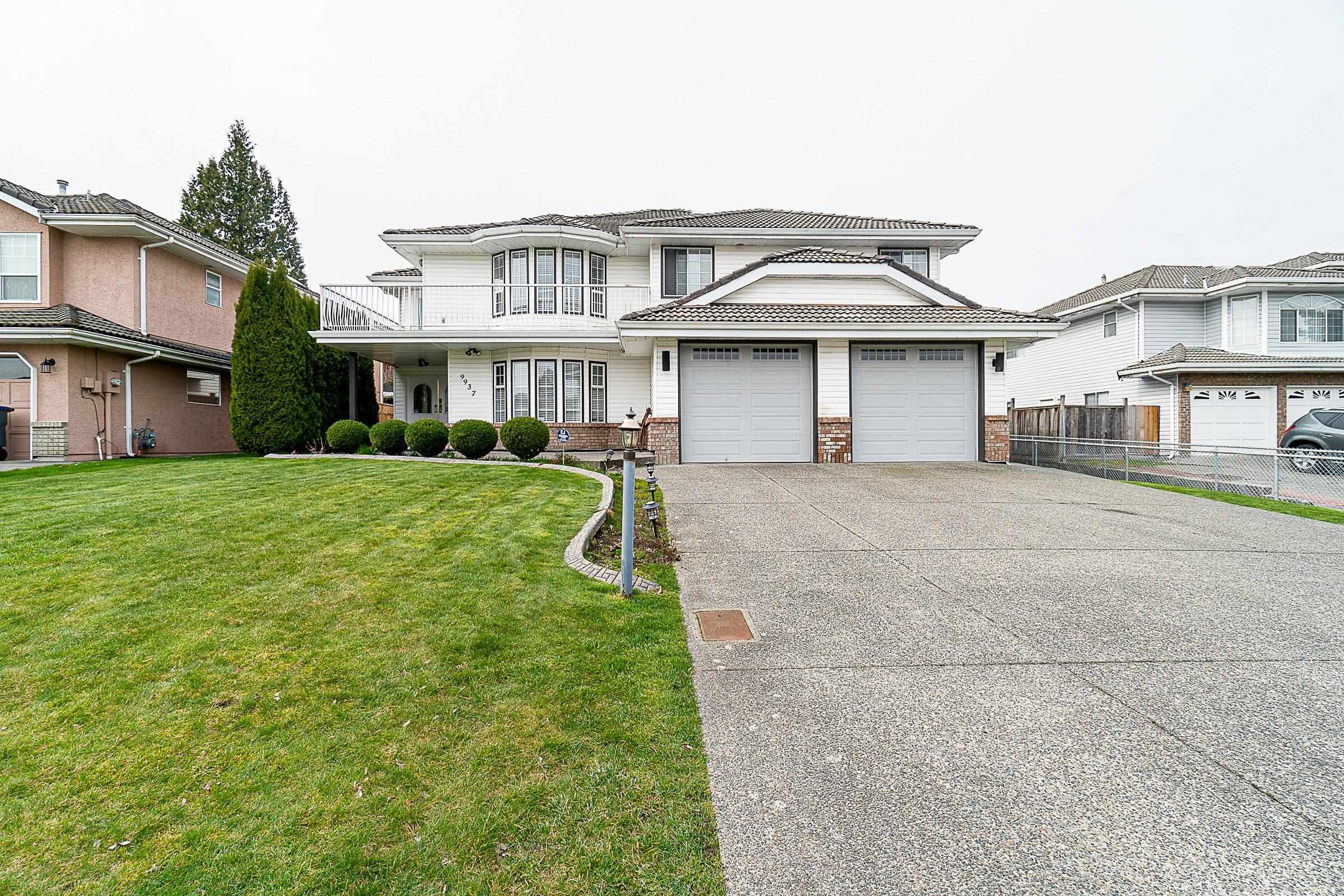 Main Photo: 9937 159 Street in Surrey: Guildford House for sale (North Surrey)  : MLS®# R2669716