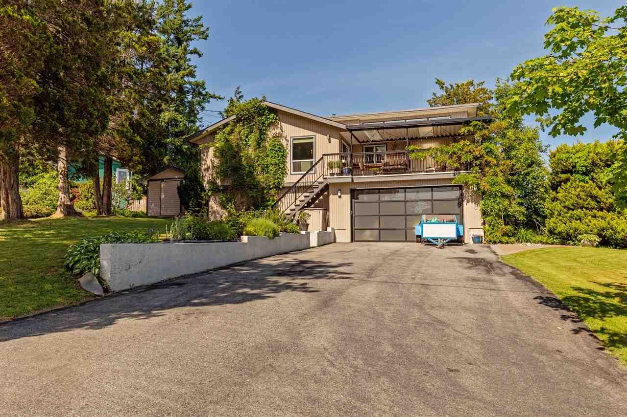 Main Photo: 7710 ALPINE PLACE in : Mission BC House for sale : MLS®# R2458479