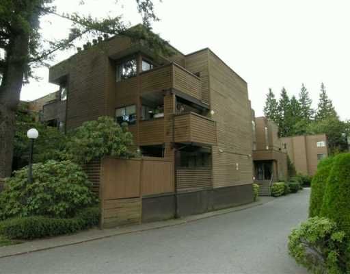 Main Photo: 110 3275 MOUNTAIN HY in North Vancouver: Lynn Valley Condo for sale in "HASTINGS MANOR" : MLS®# V557866