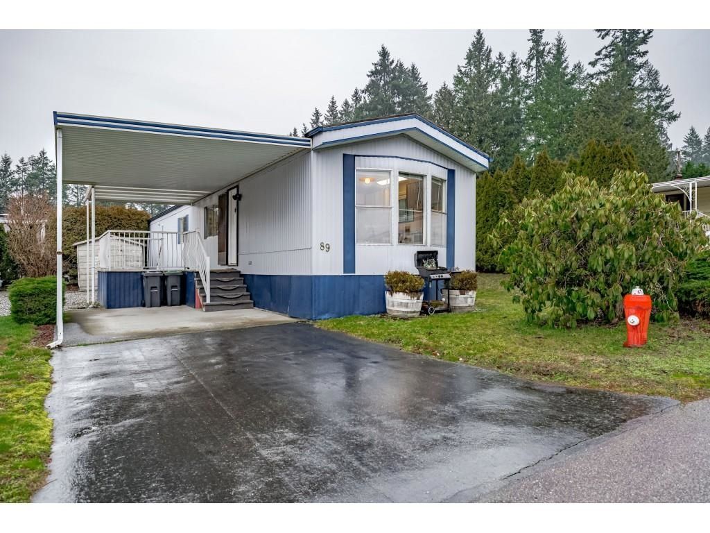 Main Photo: 89 2315 198 Street in Langley: Brookswood Langley Manufactured Home for sale in "DEER CREEK ESTATES" : MLS®# R2650813