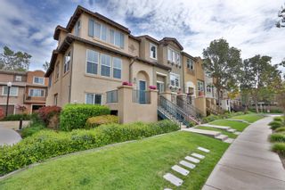 Main Photo: Townhouse for sale : 5 bedrooms : 9927 Leavesly Trl in Santee
