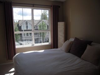 Photo 6: 302 1150 E 29TH Street in North Vancouver: Lynn Valley Condo for sale in "Highgate" : MLS®# V825979