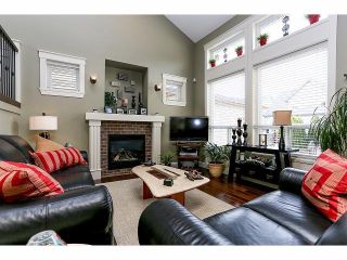 Photo 3: 19039 69A Avenue in Surrey: Clayton House for sale (Cloverdale)  : MLS®# F1412042