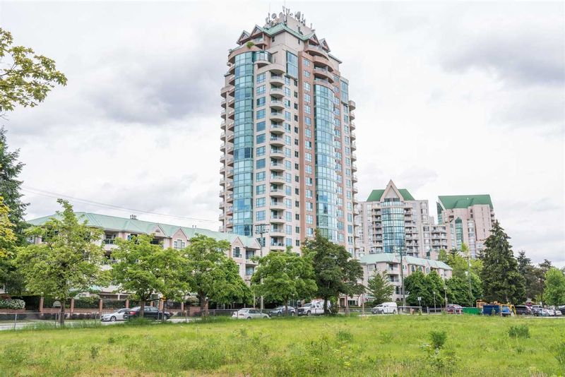 FEATURED LISTING: 1706 - 3071 GLEN Drive Coquitlam