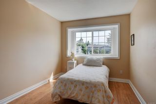 Photo 11: 900 Clarke Rd in Central Saanich: CS Brentwood Bay House for sale : MLS®# 914995