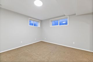 Photo 18: 34 EVERSYDE Point SW in Calgary: Evergreen Row/Townhouse for sale : MLS®# A2011980