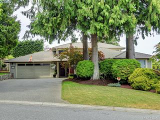 Photo 1: 4731 AMBLEWOOD Dr in VICTORIA: SE Cordova Bay House for sale (Saanich East)  : MLS®# 820003