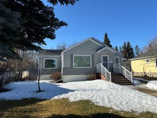 Main Photo: 4507 Moore Crescent: Red Deer Detached for sale : MLS®# A2105562