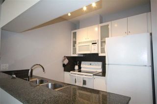 Photo 3: 701 1238 BURRARD Street in Vancouver: Downtown VW Condo for sale in "Altadena" (Vancouver West)  : MLS®# R2113781
