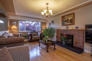 Photo 3: 7372 2ND Street in Burnaby: East Burnaby House for sale (Burnaby East)  : MLS®# R2369395