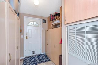 Photo 13: 9 1536 Middle Rd in VICTORIA: VR Glentana Manufactured Home for sale (View Royal)  : MLS®# 822417