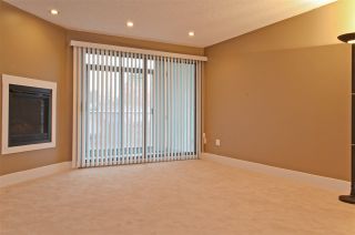 Photo 2: 215 9202 HORNE Street in Burnaby: Government Road Condo for sale in "LOUGHEED ESTATES" (Burnaby North)  : MLS®# R2044271