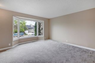 Photo 5: 43 Templemont Drive NE in Calgary: Temple Semi Detached for sale : MLS®# A1228299