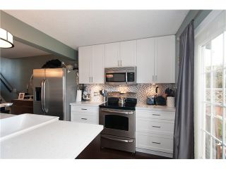 Photo 4: 214 BALMORAL Place in Port Moody: North Shore Pt Moody Townhouse for sale : MLS®# V1056784