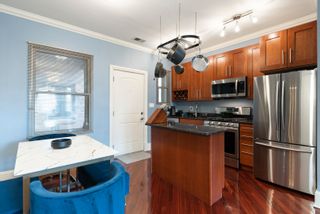 Photo 6: 1110 W Leland Avenue Unit 2B in Chicago: CHI - Uptown Residential for sale ()  : MLS®# 11302996