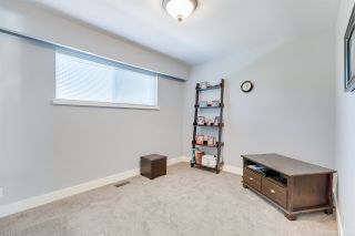 Photo 11: 7063 GOLDEN Street in Burnaby: Montecito House for sale in "Montecito area" (Burnaby North)  : MLS®# R2346073