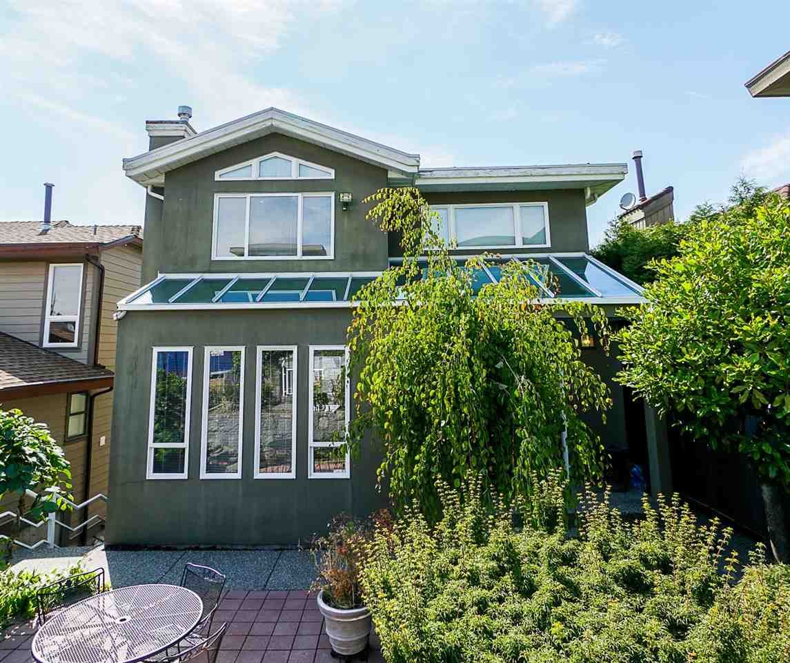 Main Photo: 191 N GLYNDE Avenue in Burnaby: Capitol Hill BN House for sale (Burnaby North)  : MLS®# R2383814