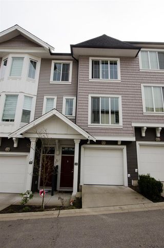 Photo 2: 144 14833 61 Avenue in Surrey: Sullivan Station Townhouse for sale in "ASHBURY HILL" : MLS®# R2249957