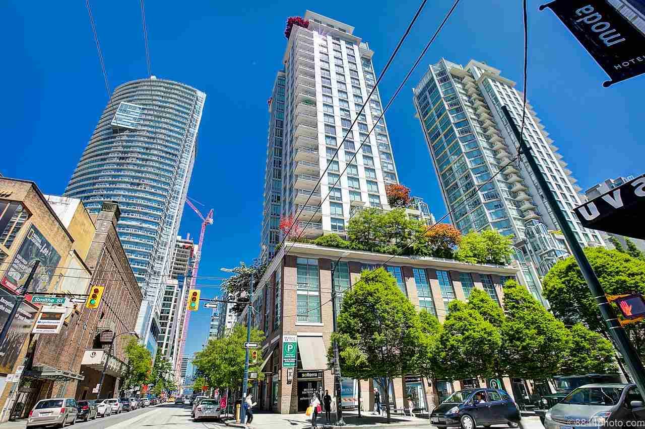 Main Photo: 1604 565 SMITHE Street in Vancouver: Downtown VW Condo for sale (Vancouver West)  : MLS®# R2586733