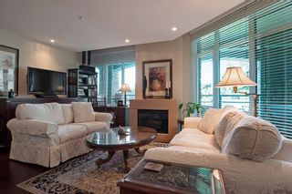 Photo 7: 205 14824 N BLUFF Road: White Rock Condo for sale in "Belaire" (South Surrey White Rock)  : MLS®# R2005655