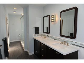 Photo 9: KENSINGTON House for sale : 4 bedrooms : 4840 W Alder Drive in San Diego