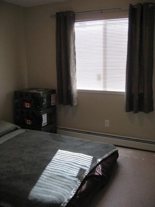 Photo 10: 309 CLAREVIEW STATION DRIVE: Condo for sale (Clareview Business Park)  : MLS®# E3217731