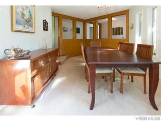 Photo 8: 829 Leota Pl in VICTORIA: SE Cordova Bay House for sale (Saanich East)  : MLS®# 742454