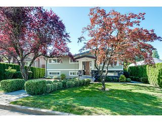 Photo 1: 2222 PARADISE Avenue in Coquitlam: Coquitlam East House for sale : MLS®# V1128381