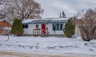 Photo 1: 8 Bayfield Avenue in Winnipeg: St Vital Residential for sale (2D)  : MLS®# 202329071
