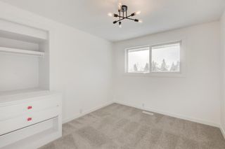 Photo 18: 216 Pinetree Place NE in Calgary: Pineridge Detached for sale : MLS®# A2013958