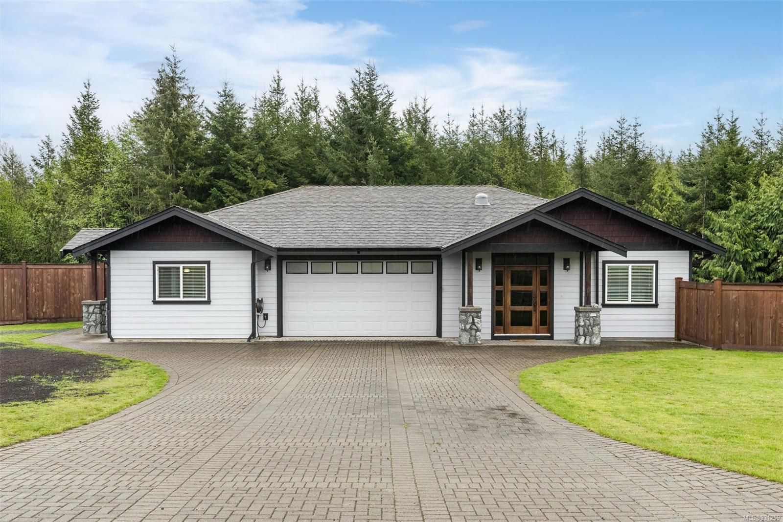 Main Photo: 7513 Butler Rd in Sooke: Sk Otter Point House for sale : MLS®# 931259