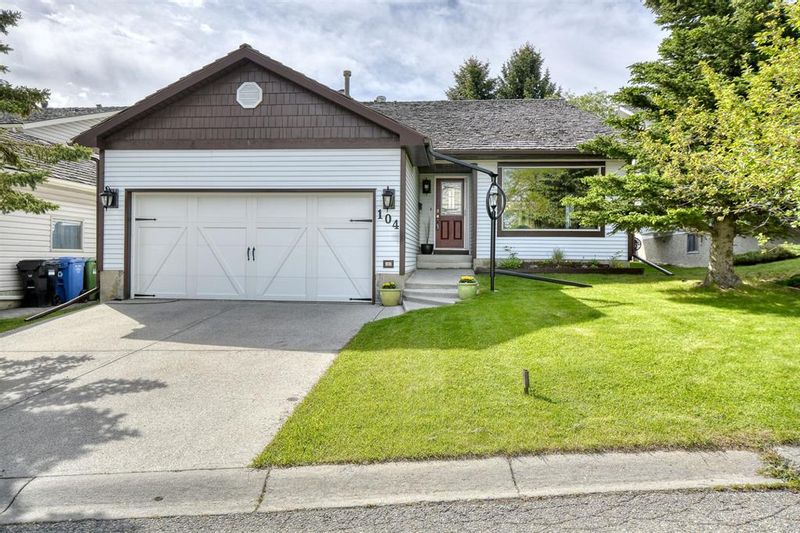 FEATURED LISTING: 104 Stratton Hill Rise Southwest Calgary