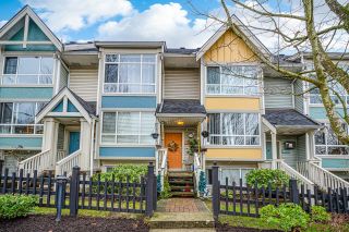 Photo 1: 7390 HAWTHORNE Terrace in Burnaby: Highgate Townhouse for sale in "The Monterey" (Burnaby South)  : MLS®# R2748035