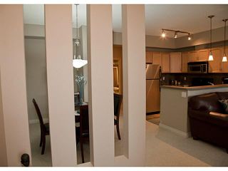 Photo 8: 4 140 ROCKYLEDGE View NW in CALGARY: Rocky Ridge Ranch Stacked Townhouse for sale (Calgary)  : MLS®# C3569954