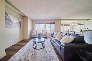 Photo 8: 12 Crestmont Way SW in Calgary: Crestmont Detached for sale : MLS®# A2130928