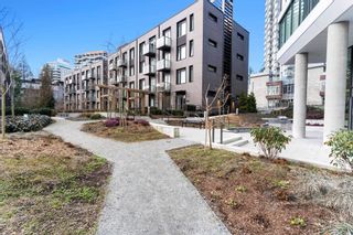 Photo 6: 704 5629 BIRNEY Avenue in Vancouver: University VW Condo for sale in "Ivy On The Park" (Vancouver West)  : MLS®# R2855404