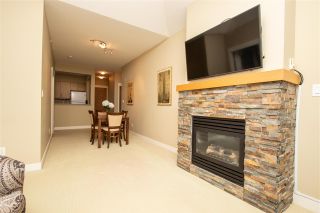 Photo 2: 406 188 W 29 STREET in North Vancouver: Upper Lonsdale Condo for sale : MLS®# R2320845