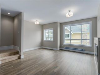 Photo 9: 107 1405 DAYTON Avenue in Coquitlam: Burke Mountain Townhouse for sale in "ERICA" : MLS®# R2104170