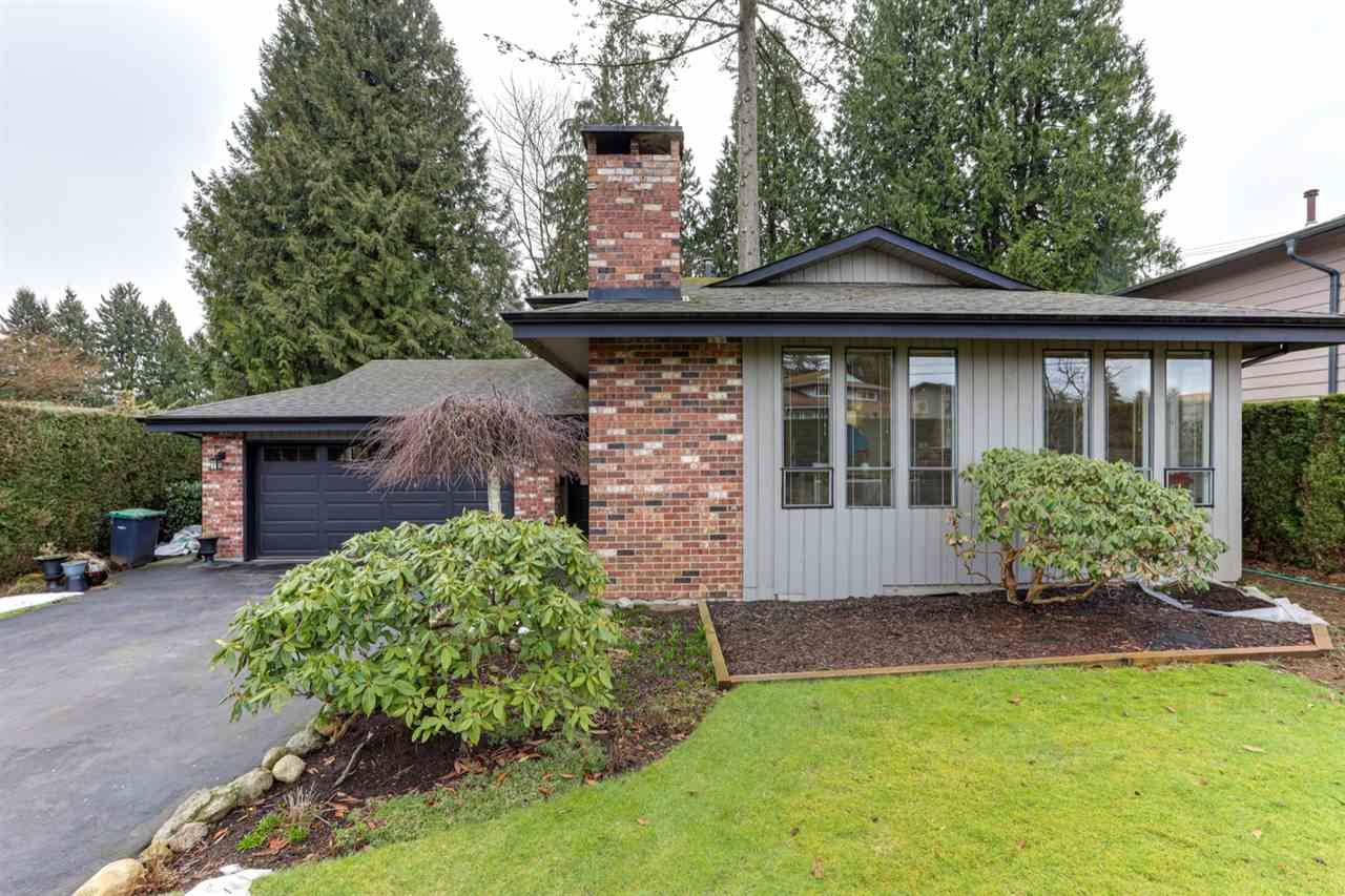 Main Photo: 2626 SPURAWAY Avenue in Coquitlam: Ranch Park House for sale : MLS®# R2547165