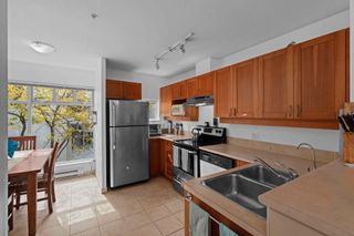 Photo 6: 304 3727 W 10TH Avenue in Vancouver: Point Grey Townhouse for sale in "FOLKSTONE" (Vancouver West)  : MLS®# R2617811