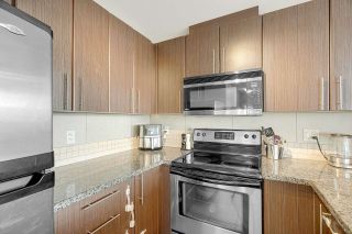 Photo 13: 2201 892 CARNARVAN Street in New Westminster: Downtown NW Condo for sale in "AZURE II" : MLS®# R2879771