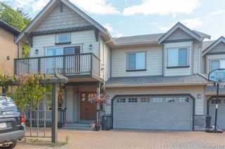 Photo 2: 3 615 Drake Ave in VICTORIA: Es Rockheights Row/Townhouse for sale (Esquimalt)  : MLS®# 786197