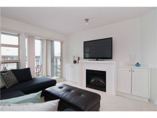 Photo 4: 211 738 E 29TH Avenue in Vancouver: Fraser VE Condo for sale (Vancouver East)  : MLS®# V1043108