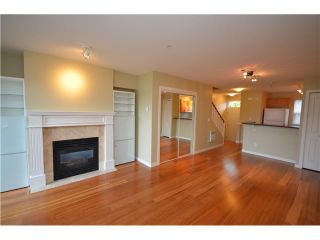 Photo 4: 113 4238 ALBERT Street in Burnaby: Vancouver Heights Townhouse for sale in "VILLAGIO ON THE HEIGHTS" (Burnaby North)  : MLS®# V955533