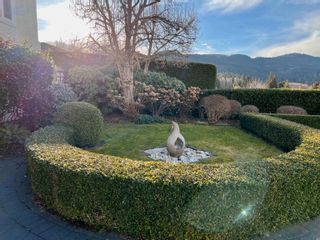 Photo 3: 6473 GALE AVENUE NORTH in Sechelt: Sechelt District House for sale in "THE SHORES" (Sunshine Coast)  : MLS®# R2761742