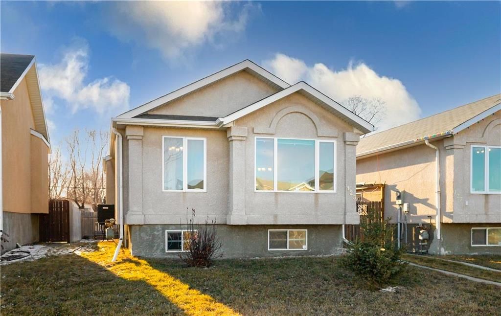Main Photo: 123 Redonda Street in Winnipeg: Canterbury Park Residential for sale (3M)  : MLS®# 202107335
