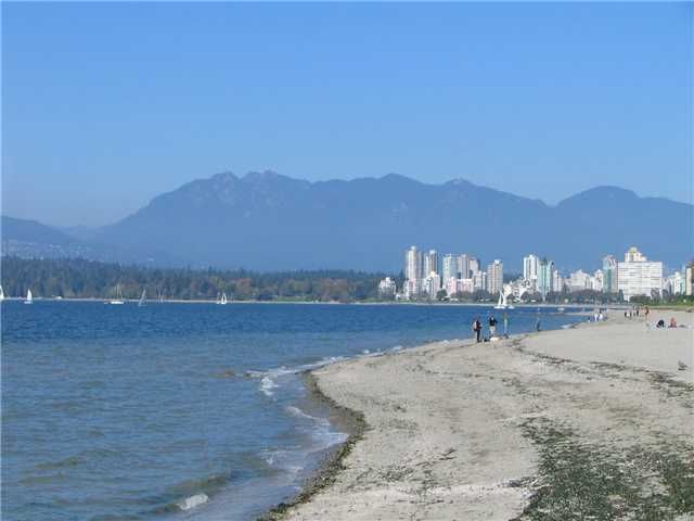 Main Photo: 309 2469 Cornwall in Vancouver: Condo for sale