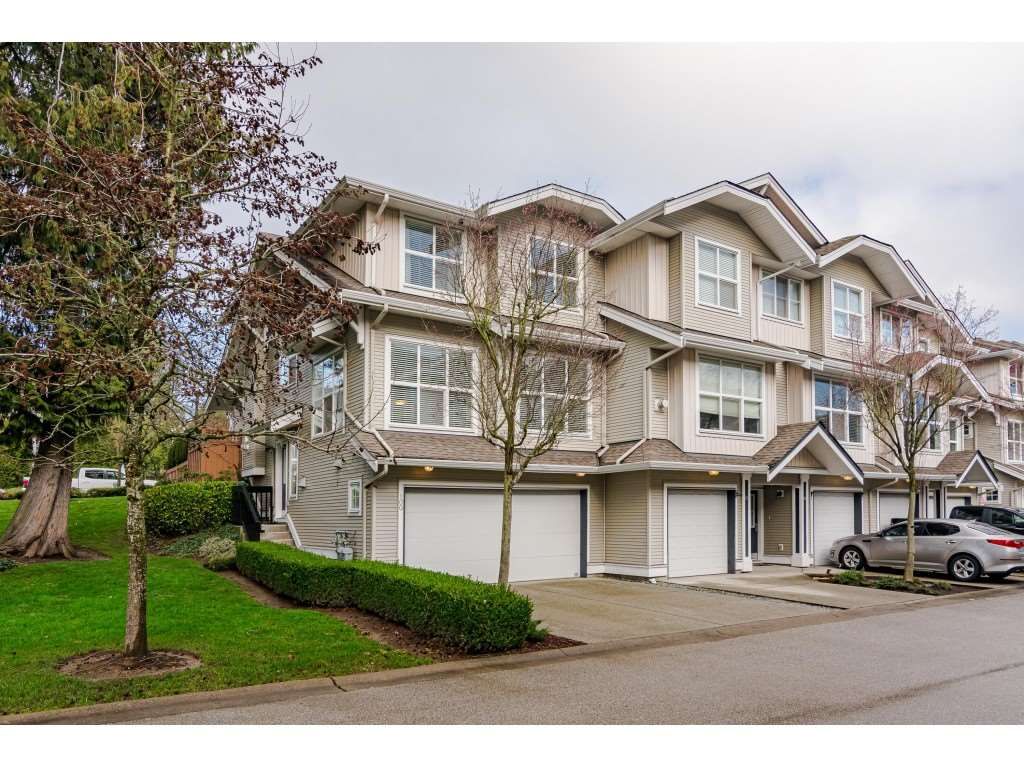 Main Photo: 100 20460 66 AVENUE in Langley: Willoughby Heights Townhouse for sale : MLS®# R2530326